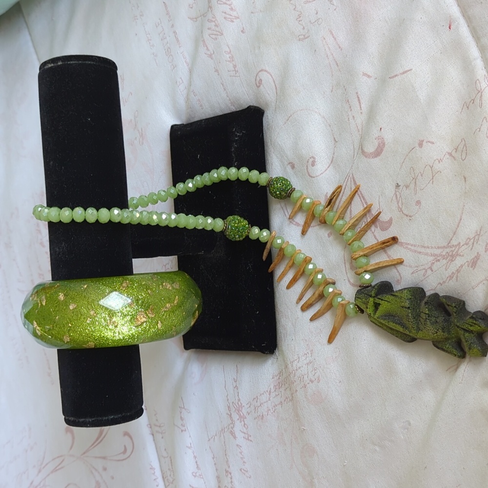 Vintage Faceted Sparkle Bangle & Artist Made Tiki Necklace(One Of A Kind)